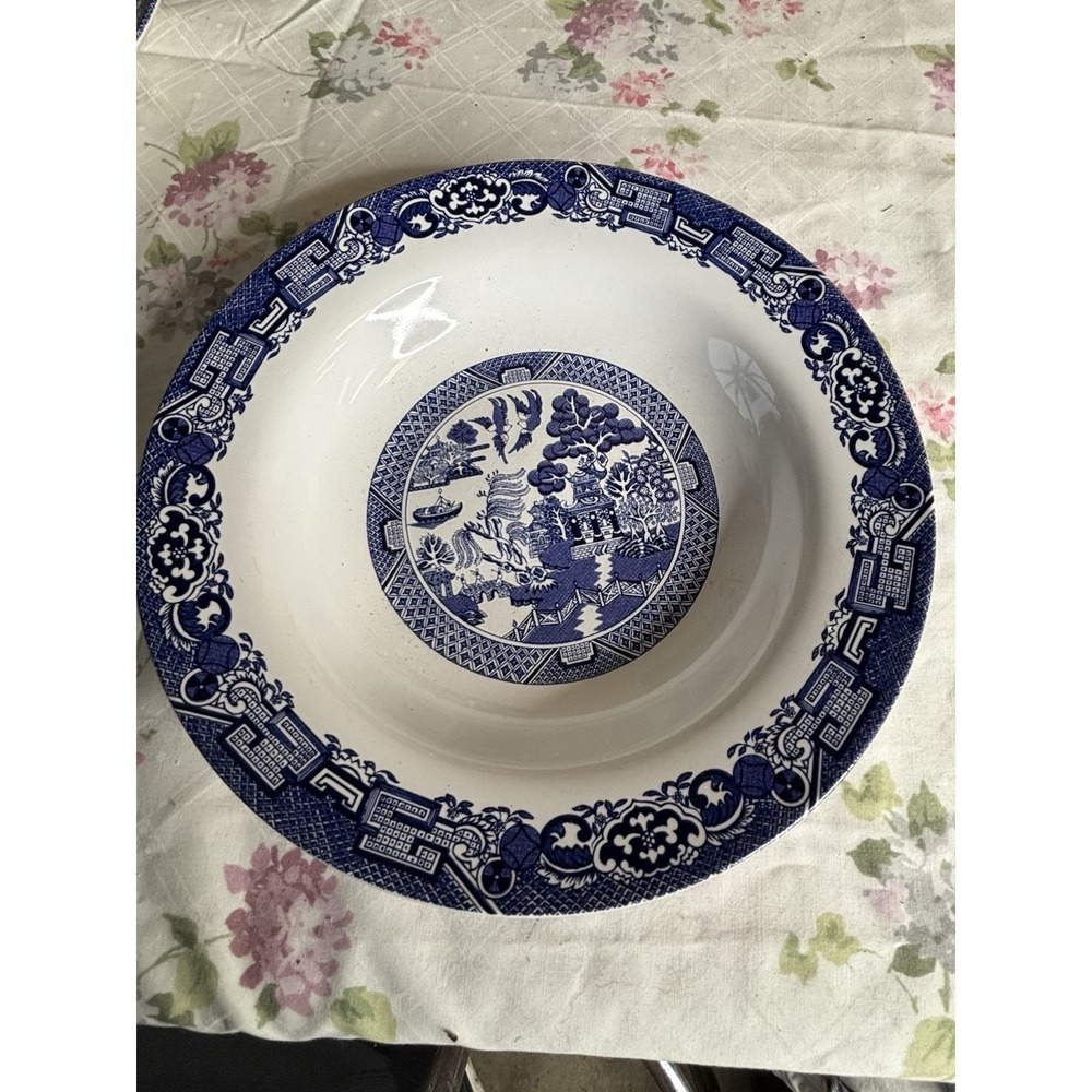 Royal Cuthbertson Blue White Willow 8.5" Salad Lunch Plates Set of 2 Vintage - Picture 2 of 5